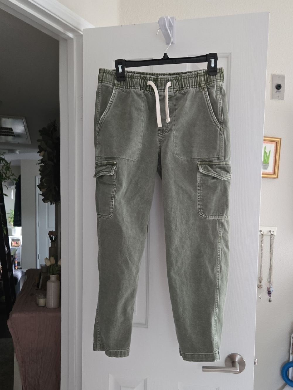 GAP Women's Olive Straight Leg Cargo Jeans -28-